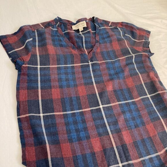 Cloth and Stone Top - Picture 4 of 4